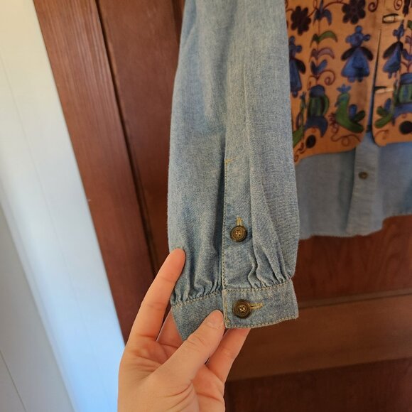 Vintage Liz Wear Button Down and Embroidered Vest Set - Picture 7 of 14